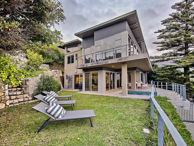 5 Bedroom Property for Sale in Bakoven Western Cape
